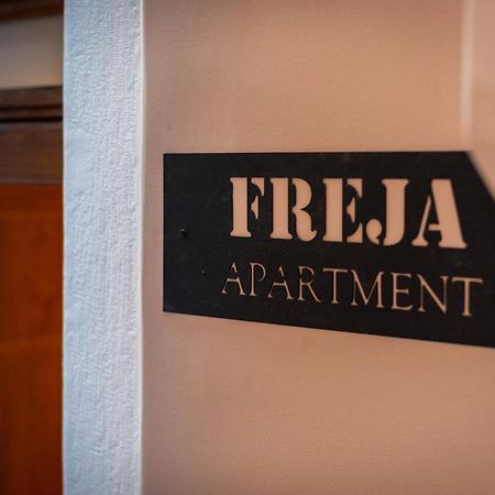 Freja- Luxury Studio Apartment Old Town Zadar Center エクステリア 写真