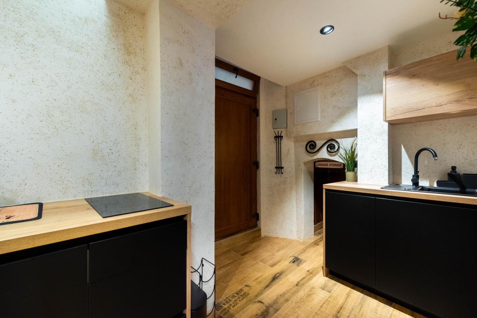 Freja- Luxury Studio Apartment Old Town Zadar Center エクステリア 写真